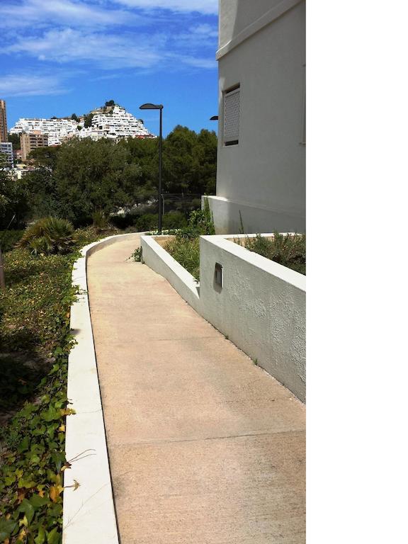 Ballesol Costablanca Senior Resort Mayores De 55 Anos Cala de Finestrat Dış mekan fotoğraf