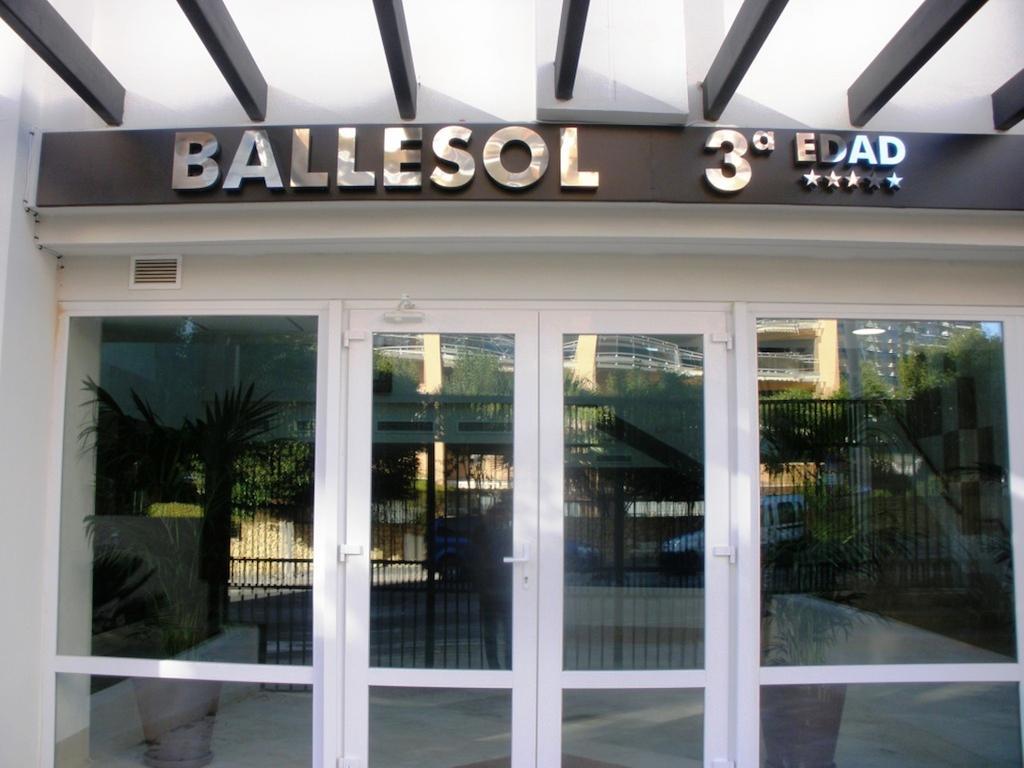 Ballesol Costablanca Senior Resort Mayores De 55 Anos Cala de Finestrat Dış mekan fotoğraf